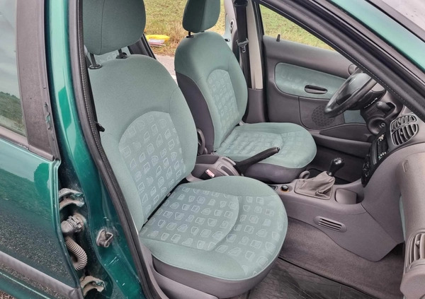 Peugeot 206 cena 5999 przebieg: 195369, rok produkcji 2002 z Prochowice małe 137
